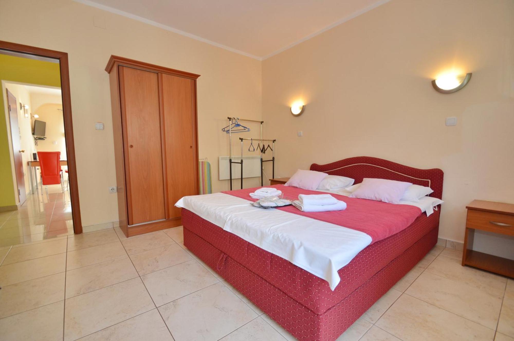 Apartments Dinko Zifra Tivat Ngoại thất bức ảnh