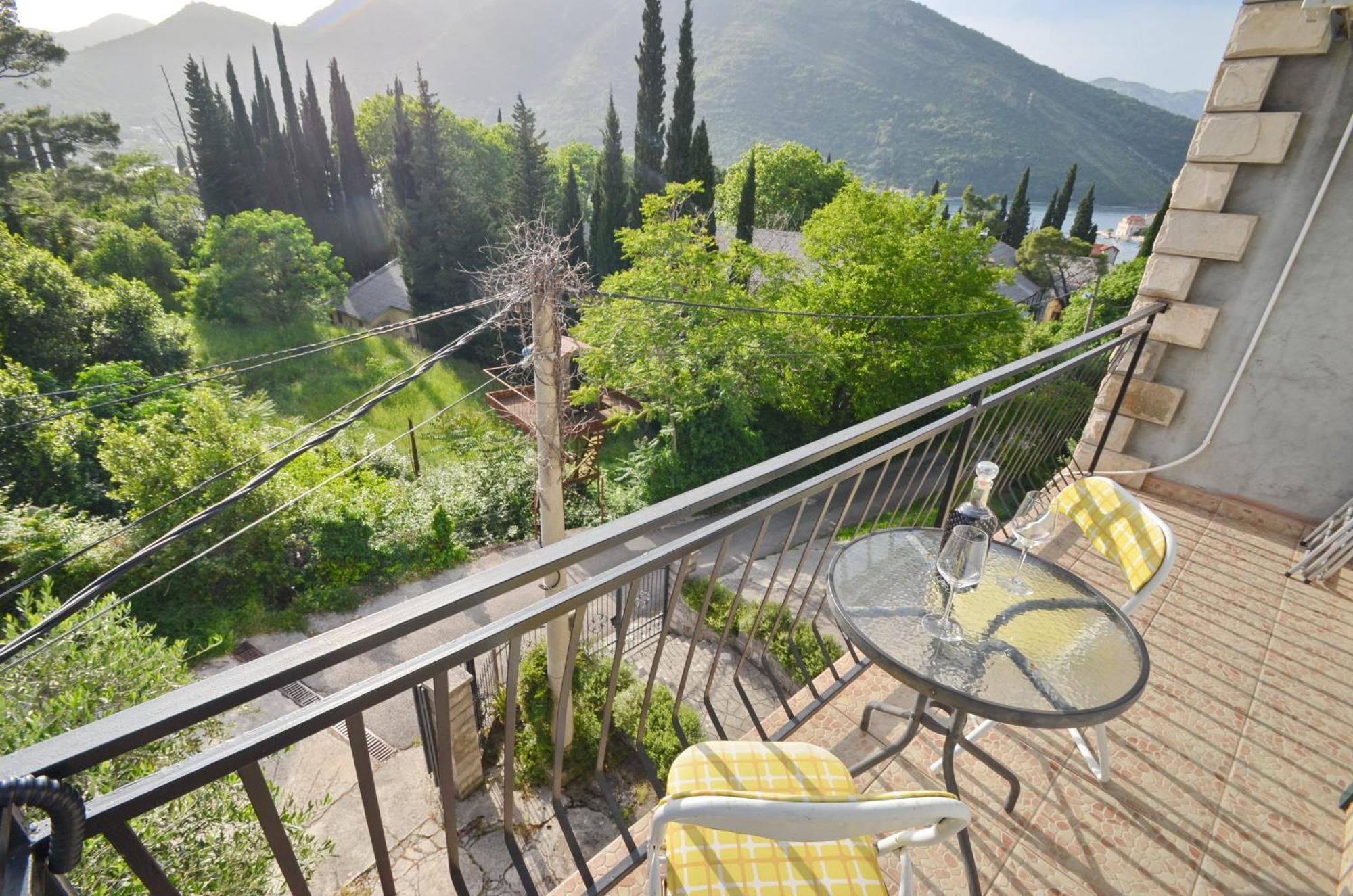 Apartments Dinko Zifra Tivat Ngoại thất bức ảnh