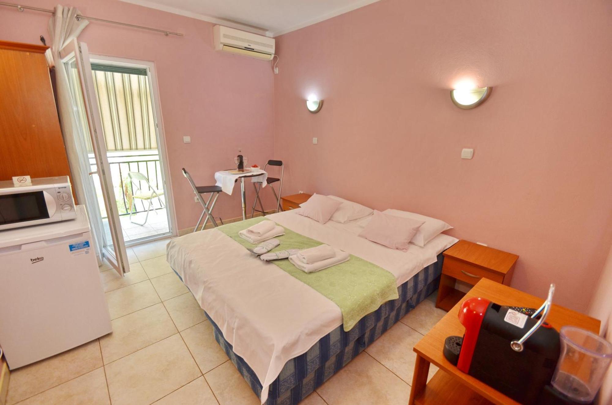 Apartments Dinko Zifra Tivat Ngoại thất bức ảnh